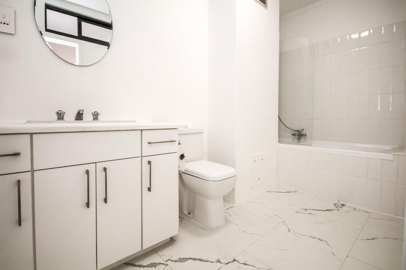 1 Bedroom Property for Sale in Mouille Point Western Cape